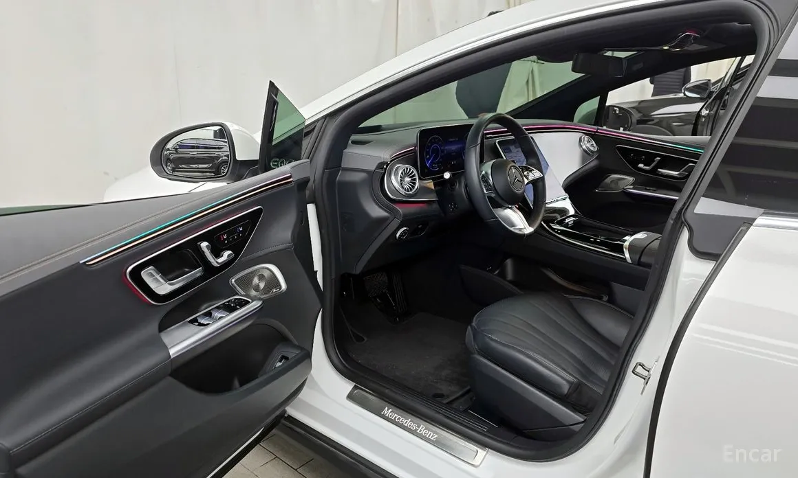 Mercedes-Benz EQE 2022 EQE350+