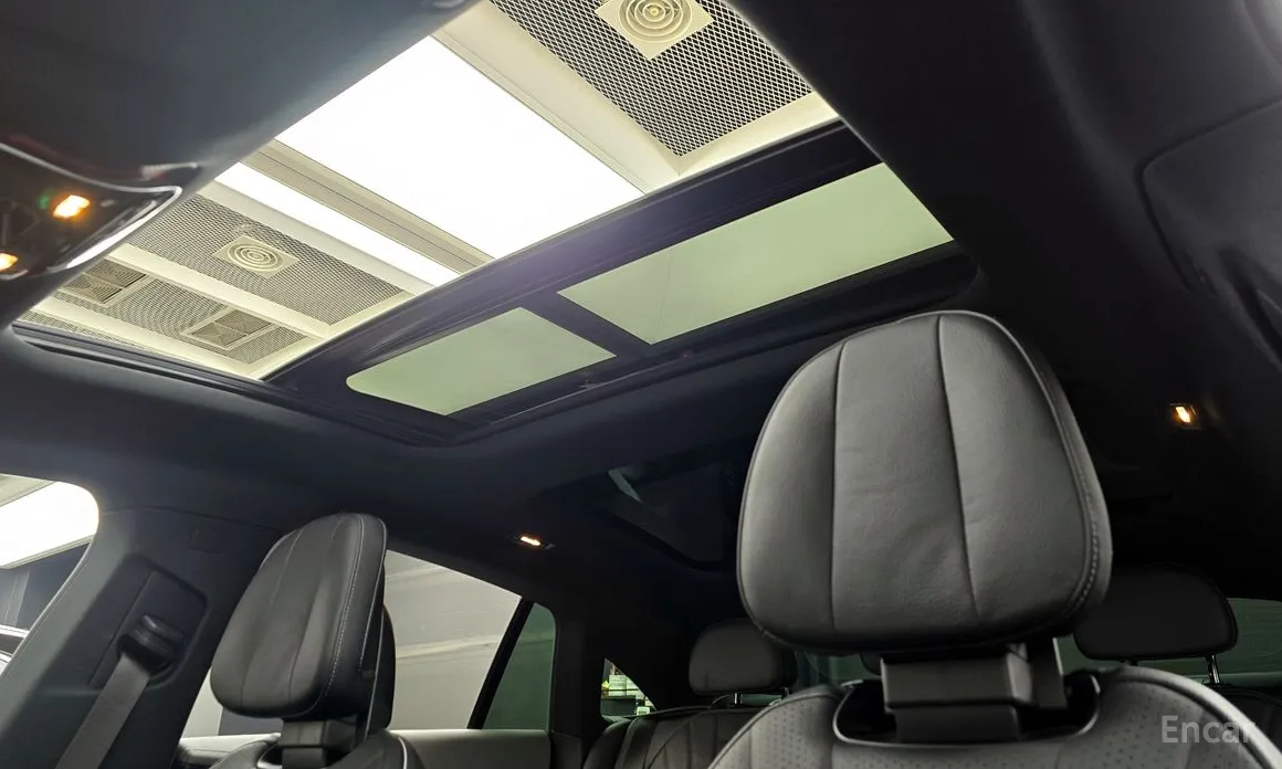 Mercedes-Benz EQE 2022 EQE350+