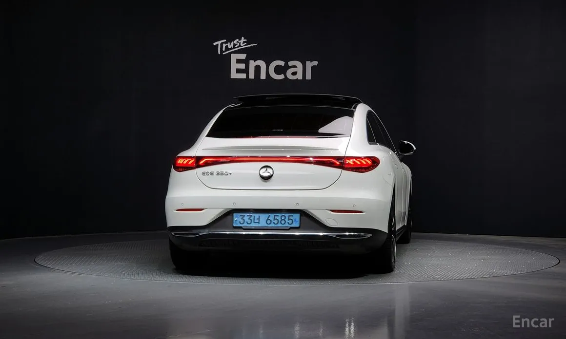 Mercedes-Benz EQE 2022 EQE350+