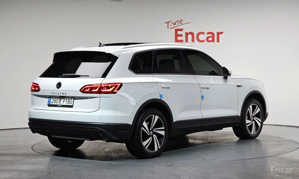 2019 Volkswagen Touareg