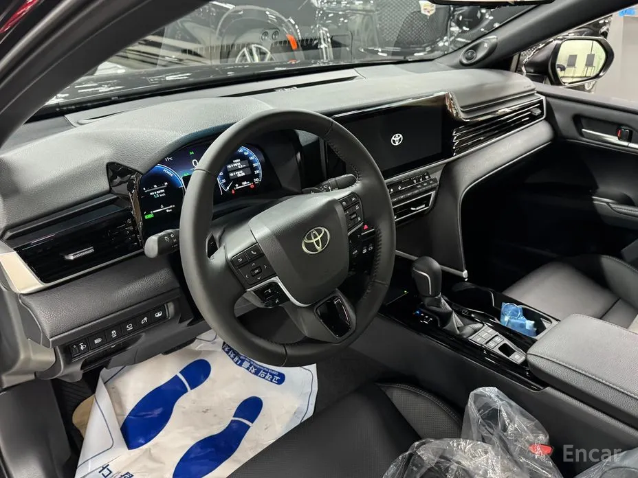 Toyota Camry 2024 2.5 XLE Premium Hybrid
