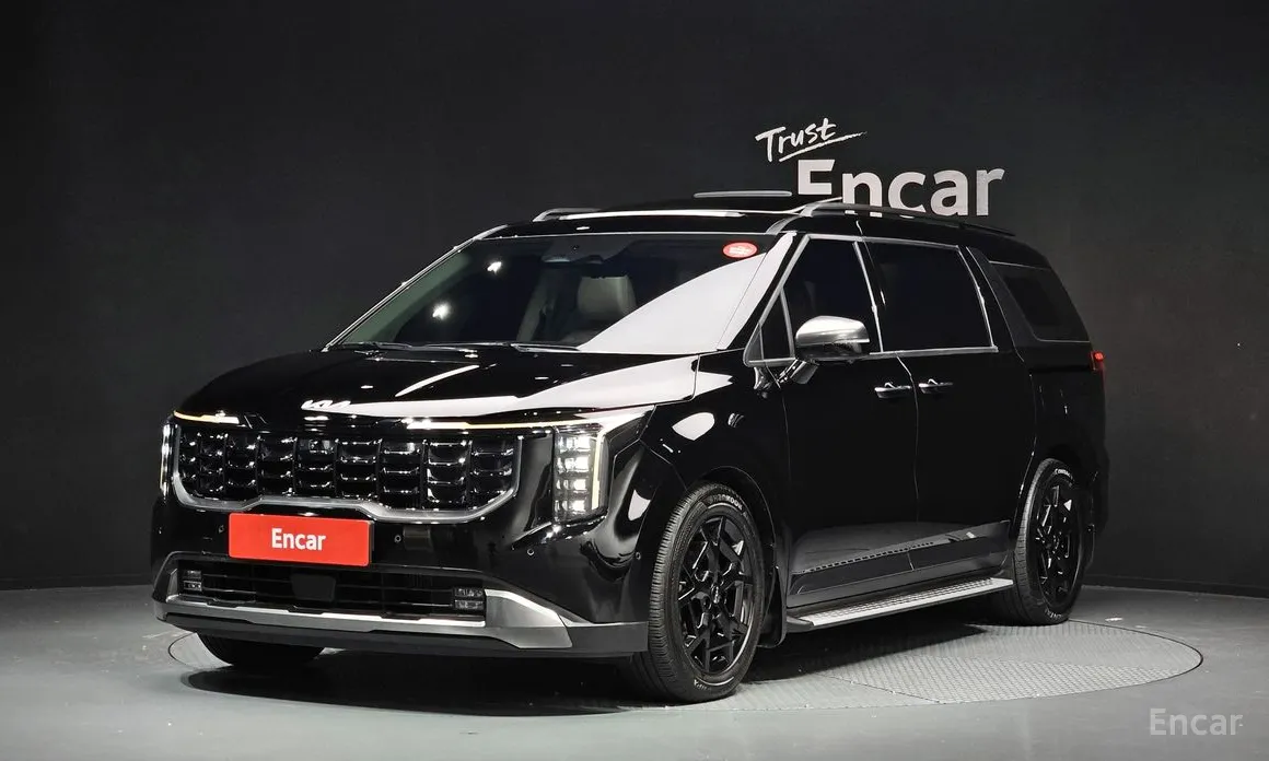 Kia Carnival 2023 7-Seater Gravity