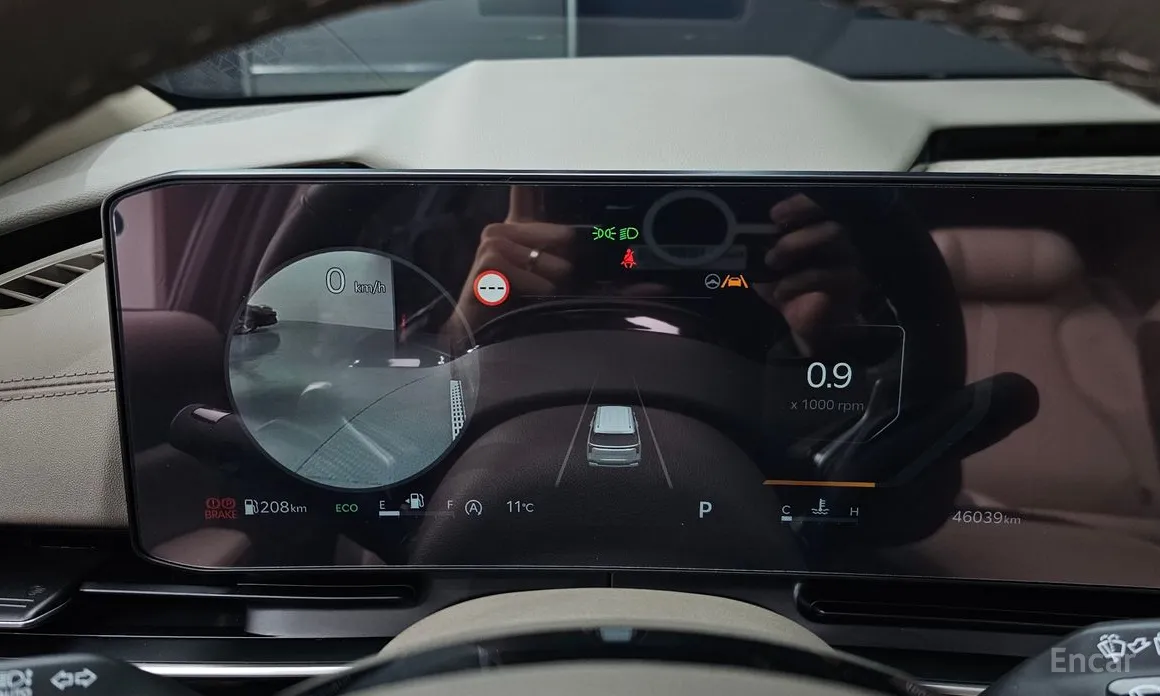 Kia Carnival 2023 7-Seater Gravity