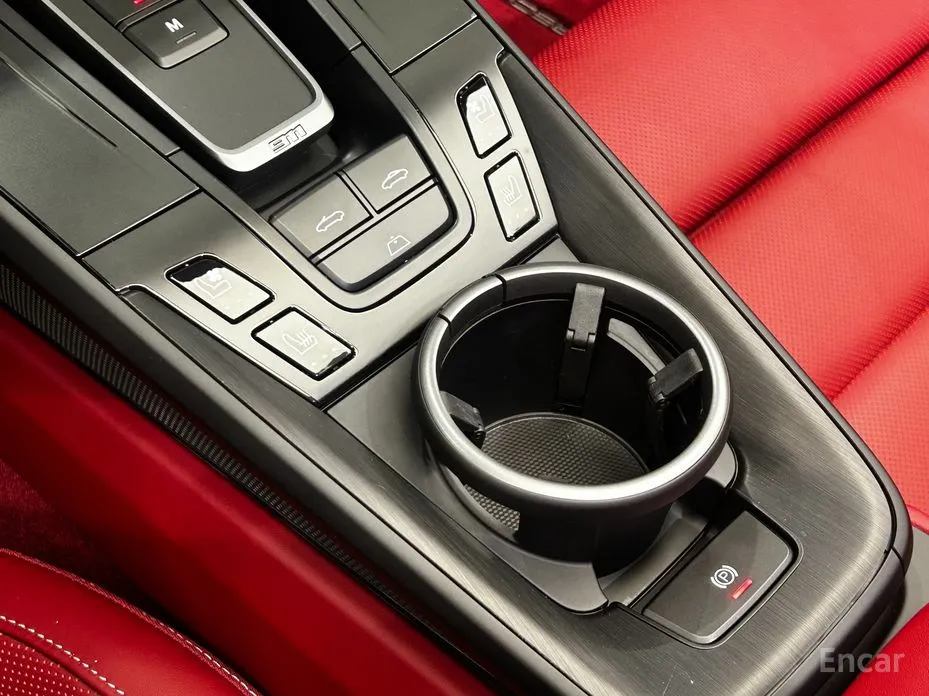 Porsche 911 2019 Carrera GTS Cabriolet