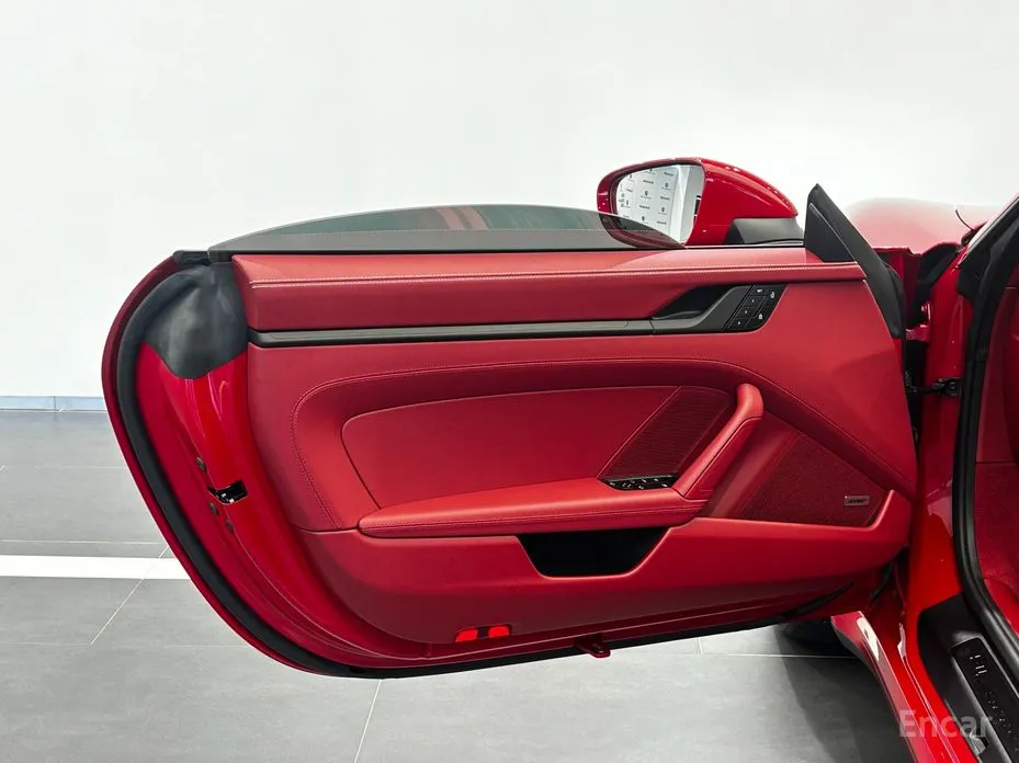 Porsche 911 2019 Carrera GTS Cabriolet