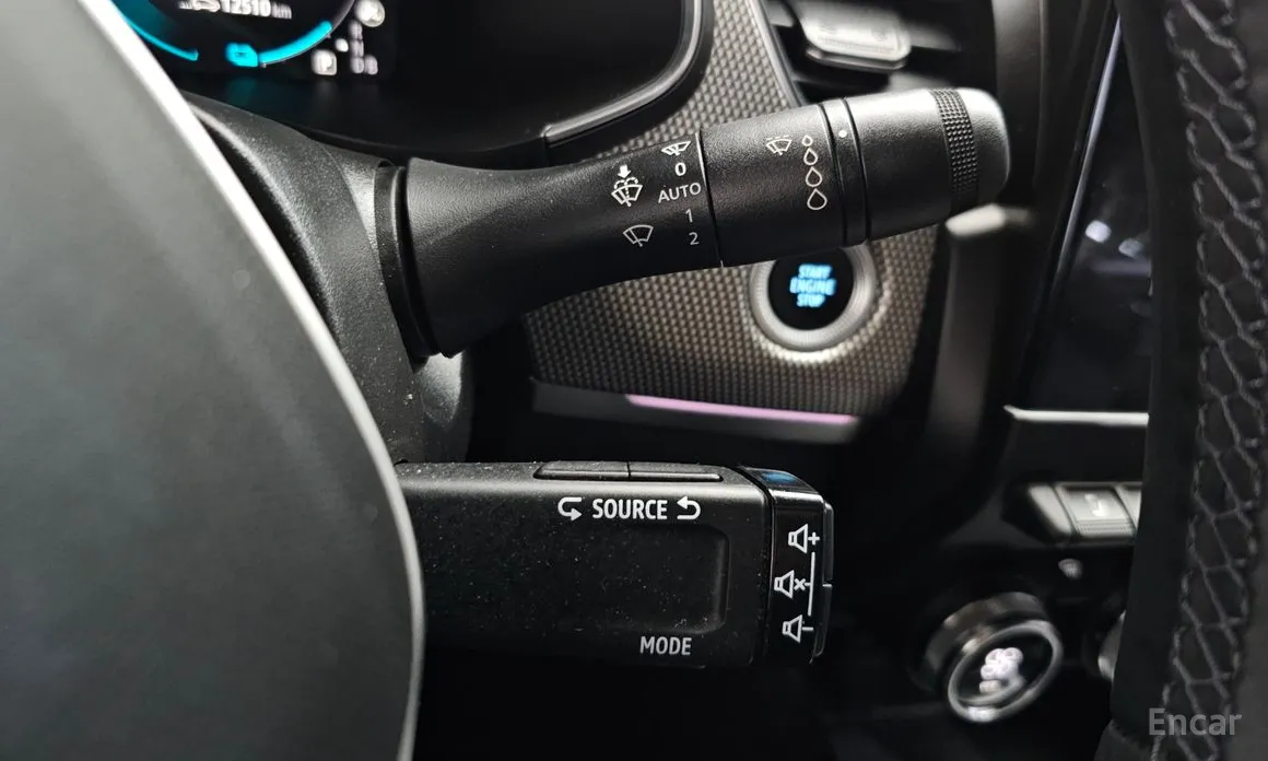 Renault Arkana 2024 1.6 E-TECH Iconic