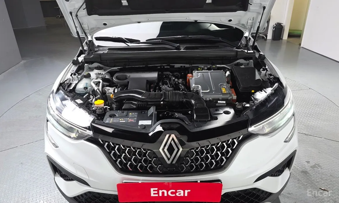 Renault Arkana 2024 1.6 E-TECH Iconic