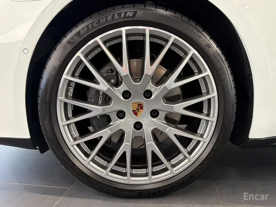 Porsche Panamera 2024 2.9 AWD