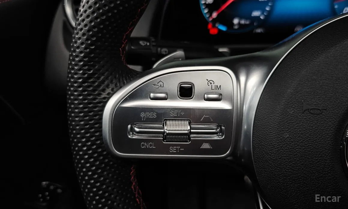 Mercedes-Benz GLB-Class 2020 GLB250 4MATIC