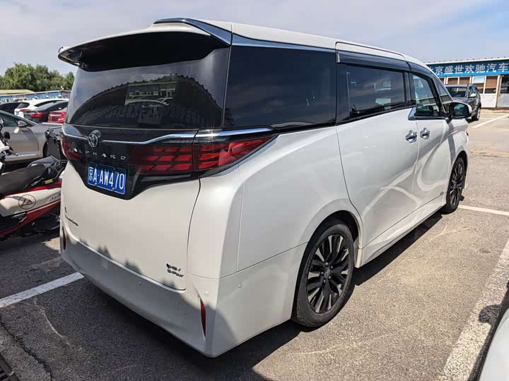 Toyota Alphard 2024 2024款 双擎 2.5L 尊贵版