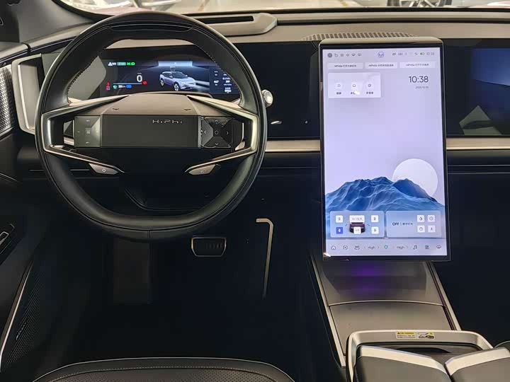 HiPhi Y 2023 2023款 560km 先锋版