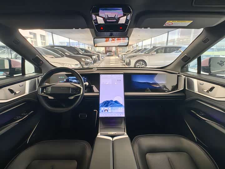 HiPhi Y 2023 2023款 560km 先锋版