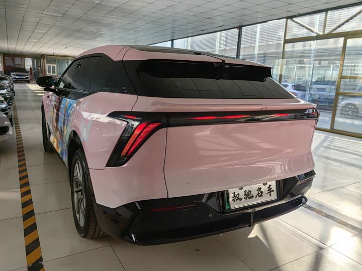 HiPhi Y 2023 2023款 560km 先锋版