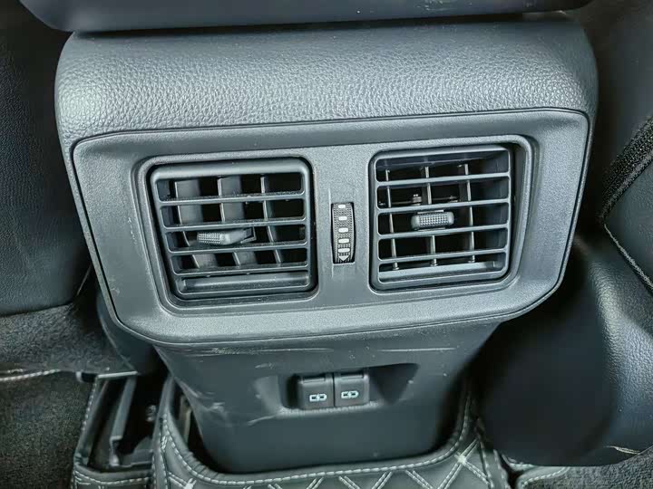 Toyota Wildlander 2024 2024款 2.0L CVT两驱豪华PLUS版