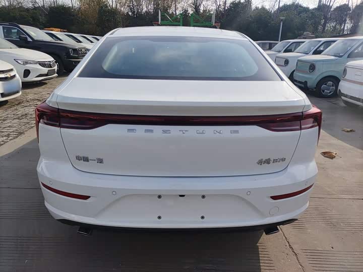 Bestune B70 2025 2025款 龙耀版 1.5T 欢享型