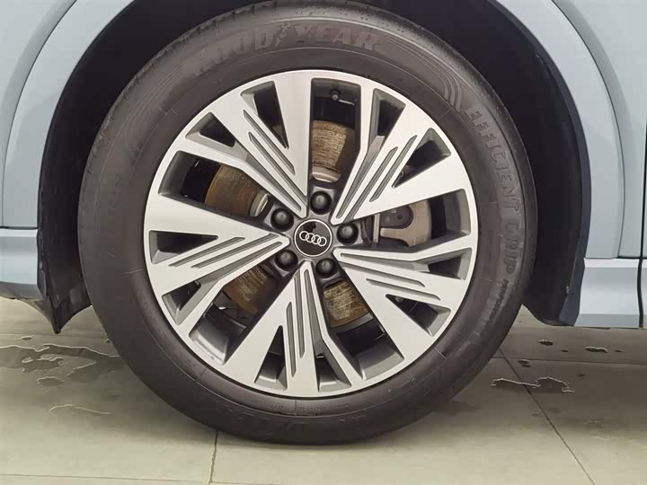 Audi Q4 e-tron 2024 2024款 40 e-tron 创行版