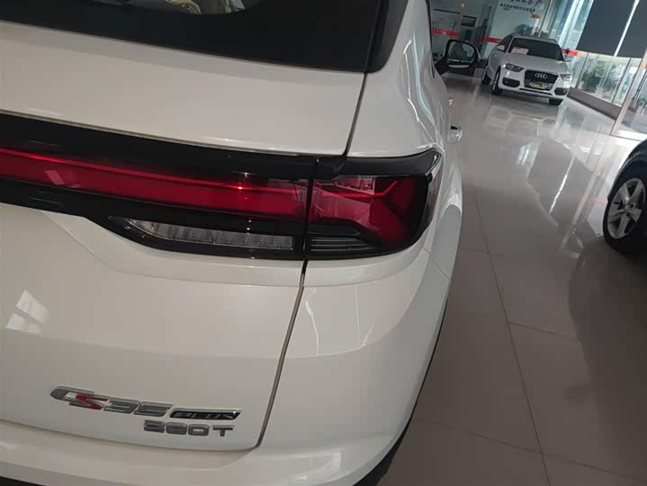 Changan CS35 Plus 2023 2023款 畅享版 1.4T DCT豪华型