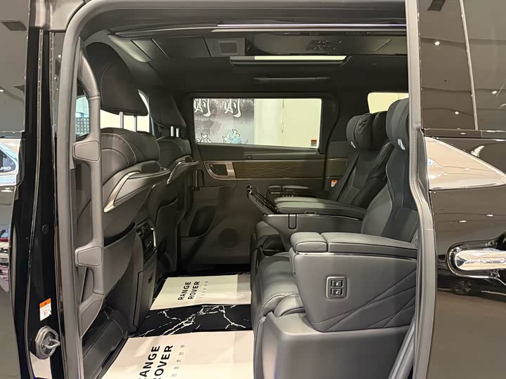 Toyota Alphard 2024 2024款 双擎 2.5L 臻享版