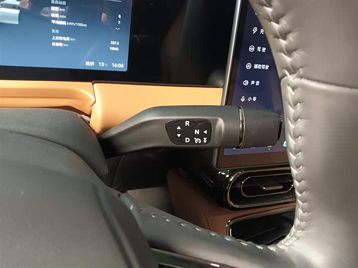 Leapmotor C01 2024 2024款 纯电 525尊享版