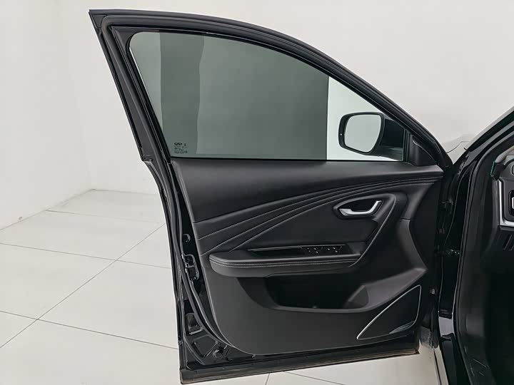 Jetour X70M 2021 2021款 1.5T DCT豪华伙伴型 7座