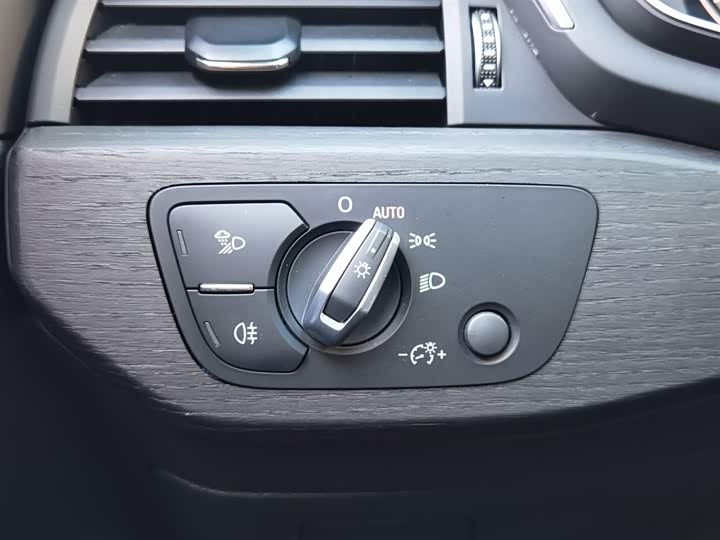 Audi A4 2021 2021款 allroad quattro 探索家