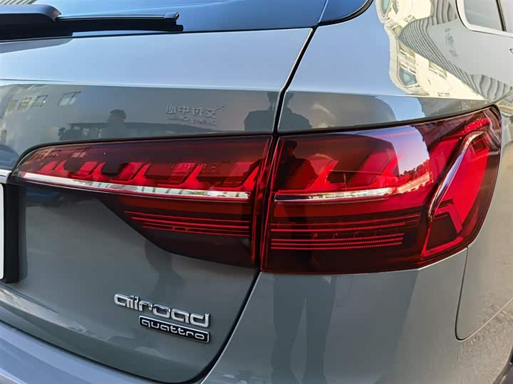 Audi A4 2021 2021款 allroad quattro 探索家