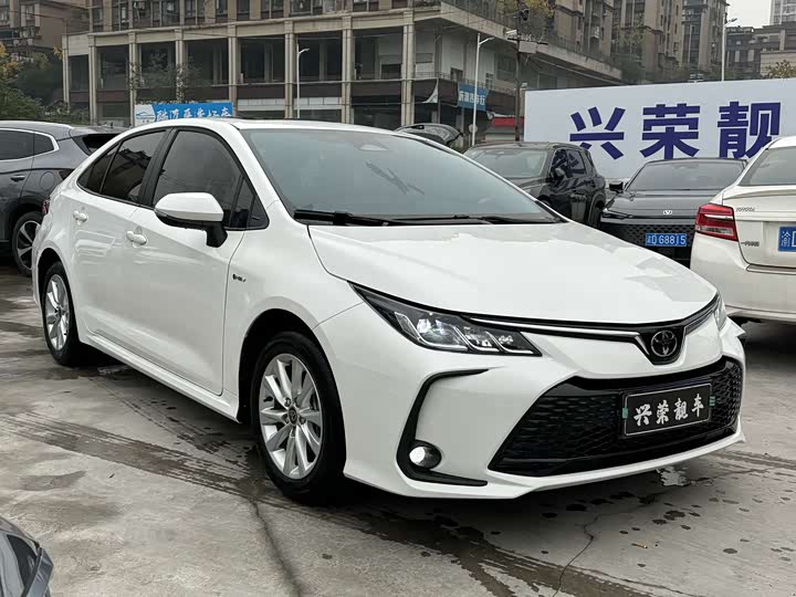 Toyota Corolla 2024 2024款 1.8L 智能电混双擎 精英版