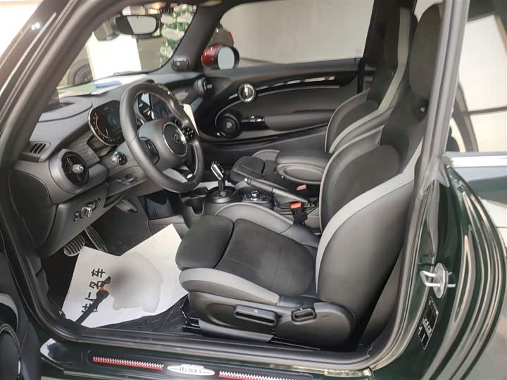 Mini Mini JCW 2022 2022款 2.0T JOHN COOPER WORKS ALL-IN