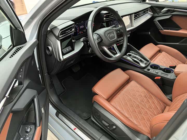 Audi A3 2025 2025款 Sportback 35TFSI 飞驰尊享型