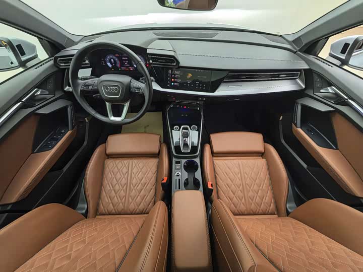 Audi A3 2025 2025款 Sportback 35TFSI 飞驰尊享型