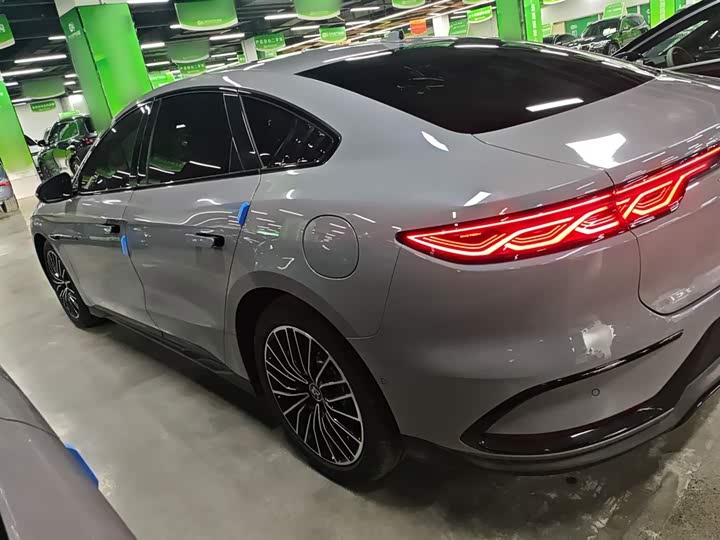 BYD Han 2025 2025款 DM-i 智驾版 125KM激光雷达旗舰型
