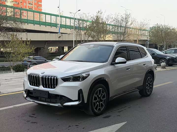 BMW X1 2024 2024款 sDrive25Li X设计套装