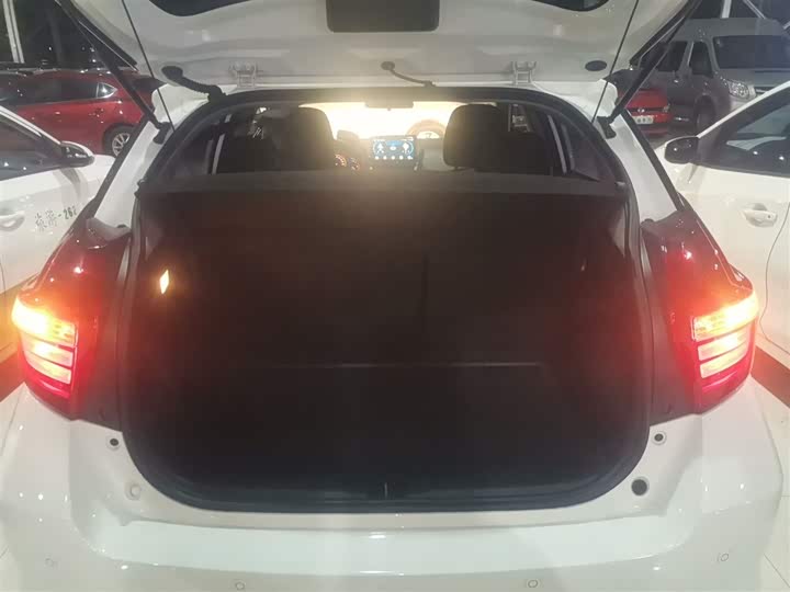 Toyota Yaris L Hatchback 2022 2022款 1.5L CVT领先PLUS版