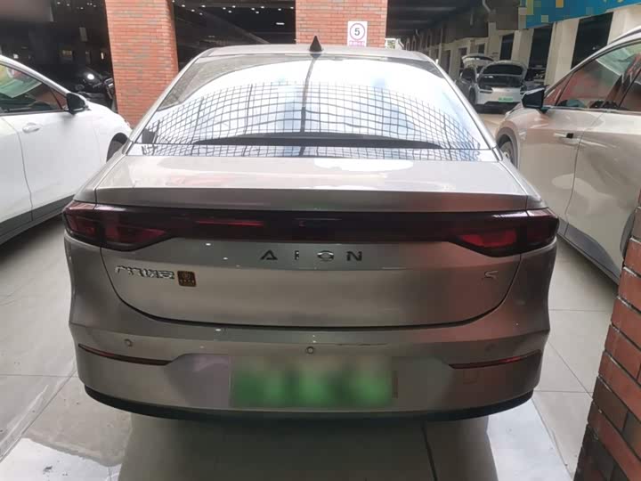 GAC Aion S 2023 2023款 魅 580 磷酸铁锂