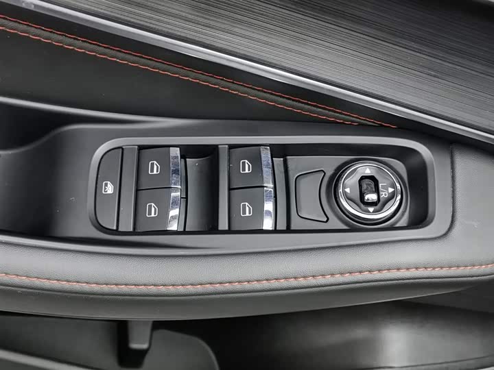 Exeed LX 2022 2022款 乘风破浪版 1.5T CVT好事花生版