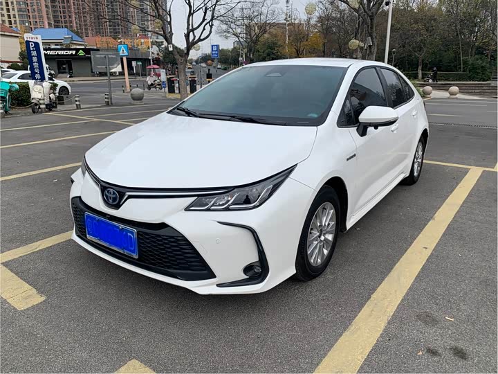 Toyota Corolla 2024 2024款 1.8L 智能电混双擎 精英版