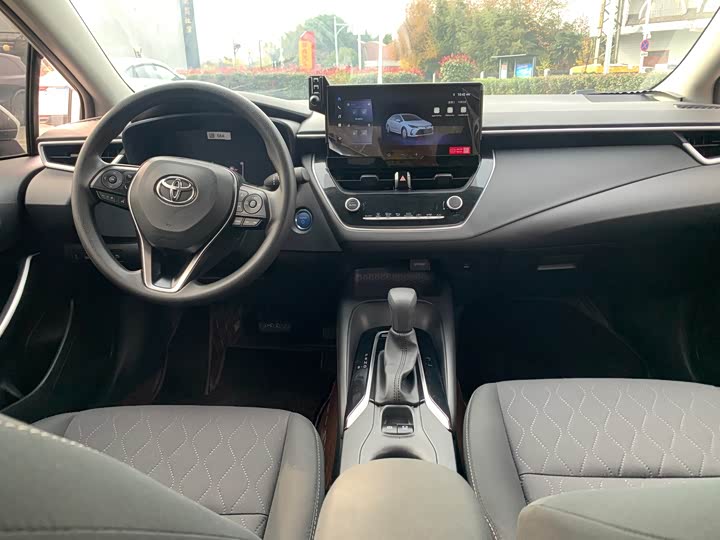 Toyota Corolla 2024 2024款 1.8L 智能电混双擎 精英版