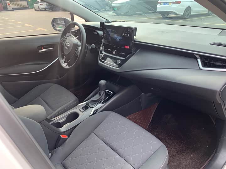 Toyota Corolla 2024 2024款 1.8L 智能电混双擎 精英版