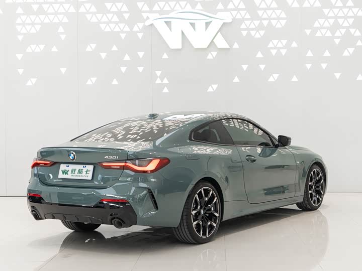 BMW 4 Series 2024 2024款 430i M运动曜夜套装