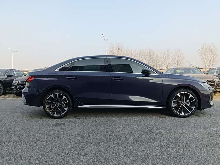 Audi A3 2025 2025款 A3L Limousine 35TFSI 飞驰尊享型