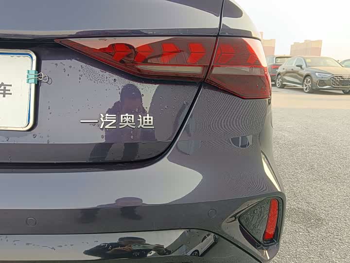 Audi A3 2025 2025款 A3L Limousine 35TFSI 飞驰尊享型