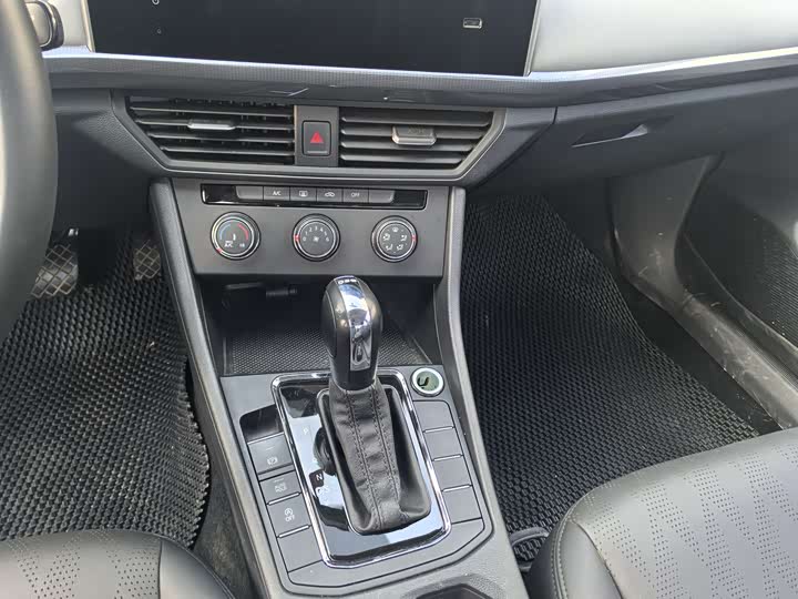 Volkswagen Bora 2024 2024款 200TSI DSG畅行版