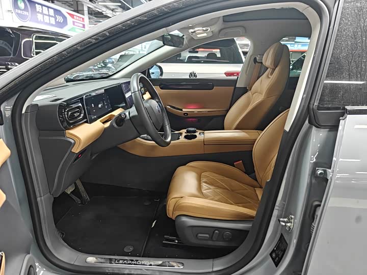 Leapmotor C01 2024 2024款 纯电 525尊享版