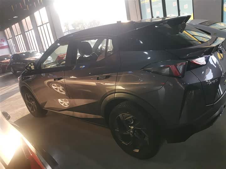 GAC Trumpchi GS3 2023 2023款 影速 270T 劲智版