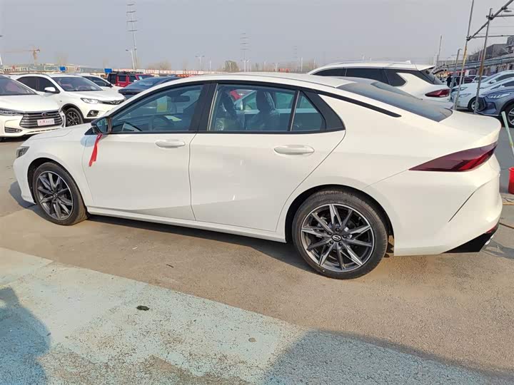 GAC Trumpchi Empow R 2024 2024款 270T DCT 影豹S版