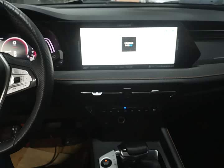 Changan Oshan X7 Plus 2022 2022款 1.5T 蓝鲸版自动尊贵型