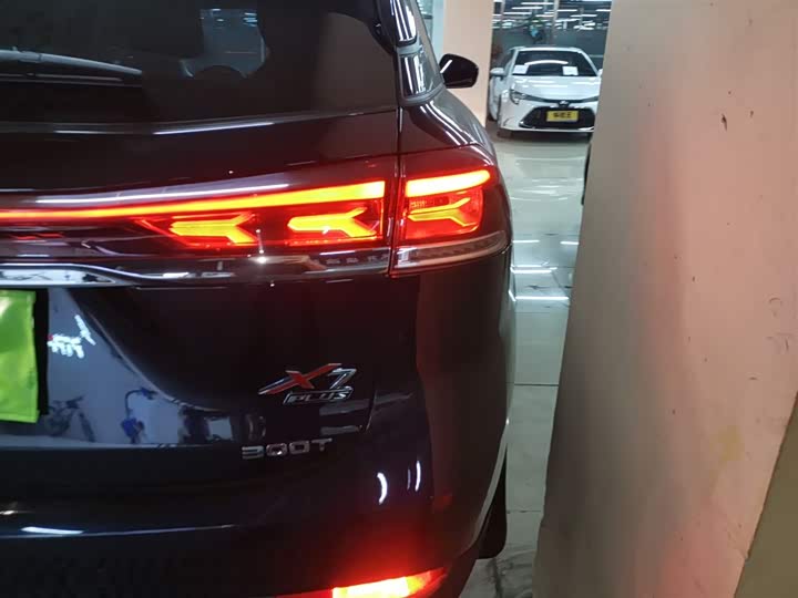 Changan Oshan X7 Plus 2022 2022款 1.5T 蓝鲸版自动尊贵型