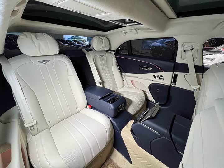 Bentley Flying Spur Hybrid 2022 2022款 2.9T V6 Hybrid