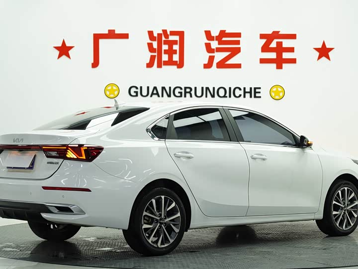 Kia K3 2021 2021款 1.5L CVT时尚版