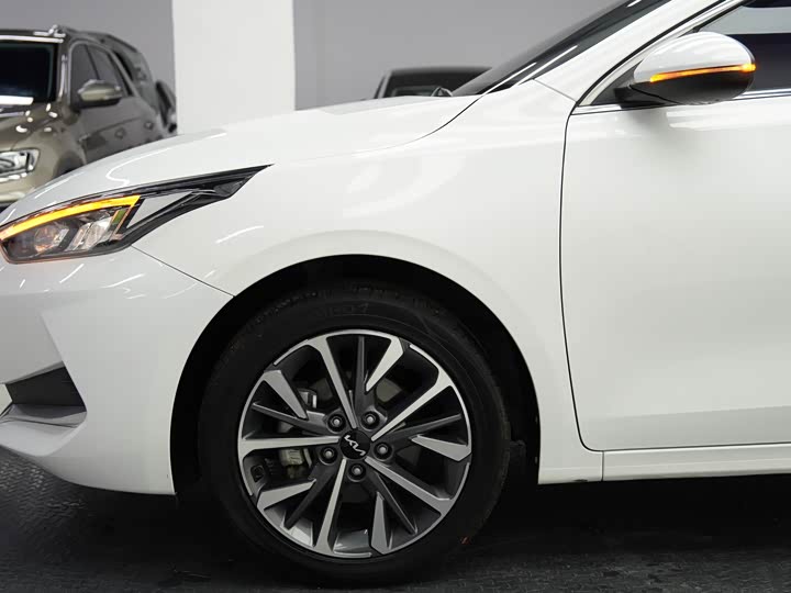 Kia K3 2021 2021款 1.5L CVT时尚版